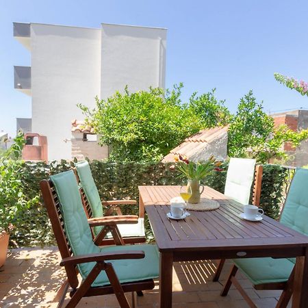 Apartman Dag Подстрана Екстериор снимка