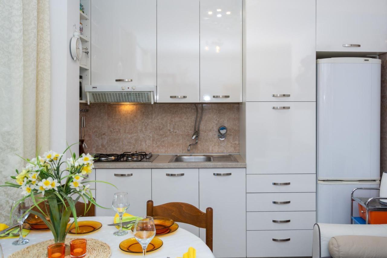 Apartman Dag Подстрана Екстериор снимка