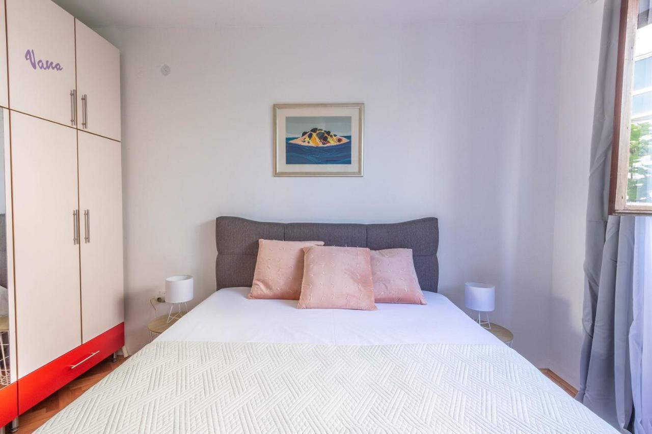 Apartman Dag Подстрана Екстериор снимка