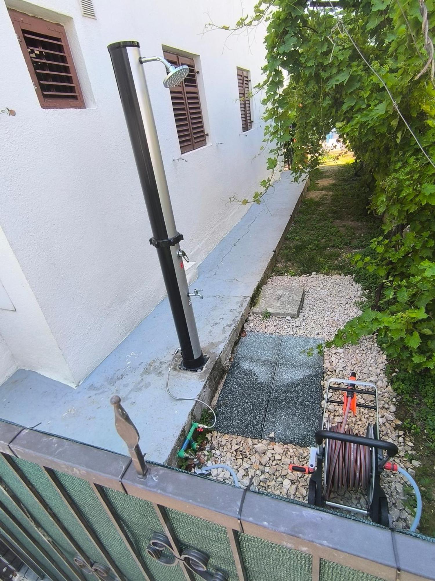 Apartman Dag Подстрана Екстериор снимка